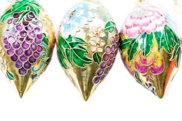 Tannenzapfen aus Cloisonné Emaille aufwendig handdekoriert mit Gold