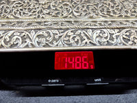 Wunderschönes Sterling-Silber Tablett 1486 g handgearbeitet in Repoussé-Technik