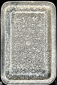 Wunderschönes Sterling-Silber Tablett 1486 g handgearbeitet in Repoussé-Technik
