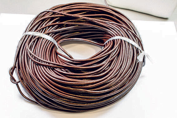 Naturlederband Braun 2 und 3 mm 100 Meter Länge (Grundpreis 0,45 €/m)
